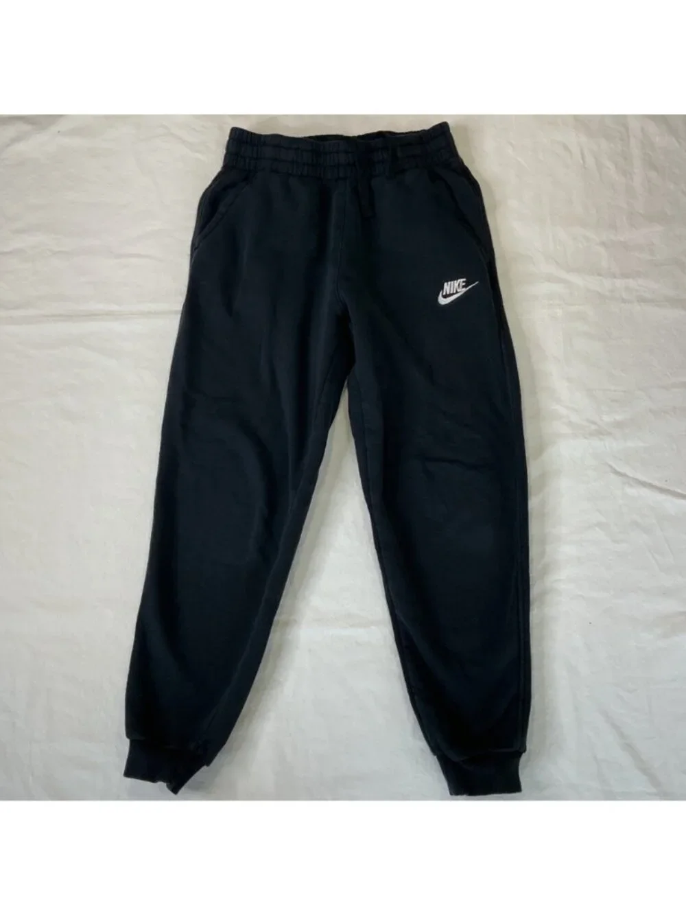 Nike Sportswear Club Fleece Black Sweatpants Youth Medium Cotton Blend Joggers